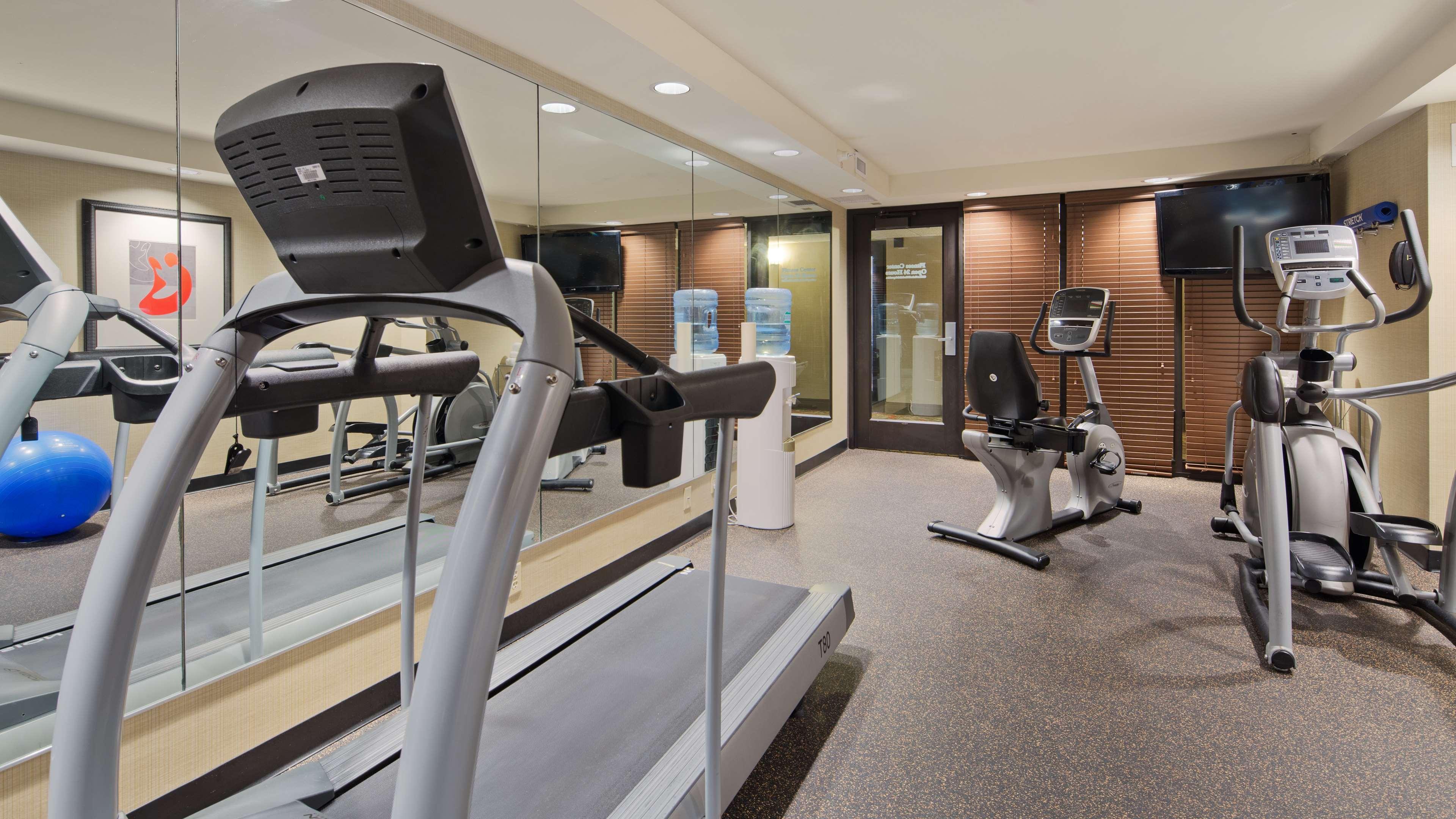 Best Western Plus Willmar Екстериор снимка