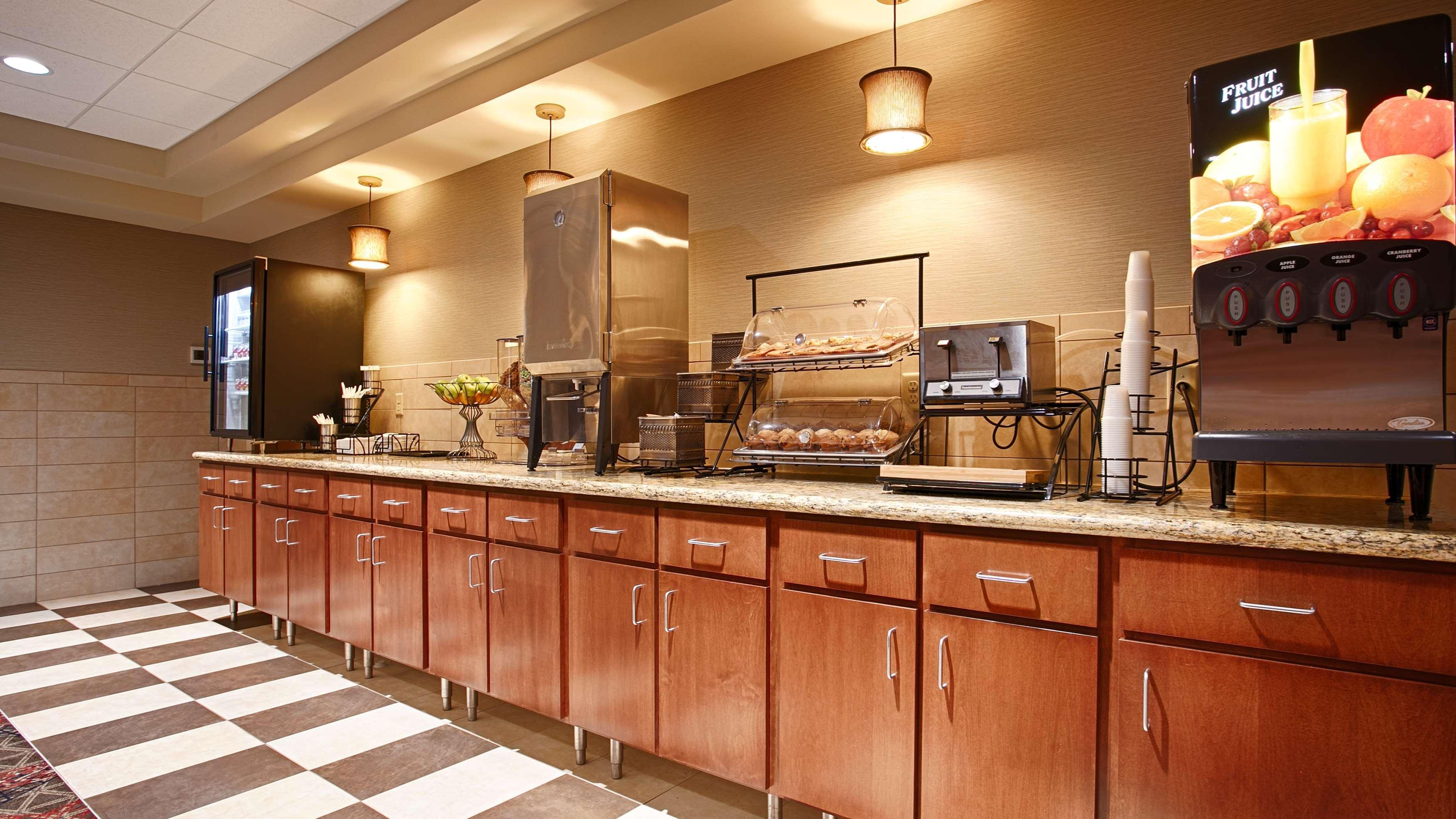 Best Western Plus Willmar Екстериор снимка